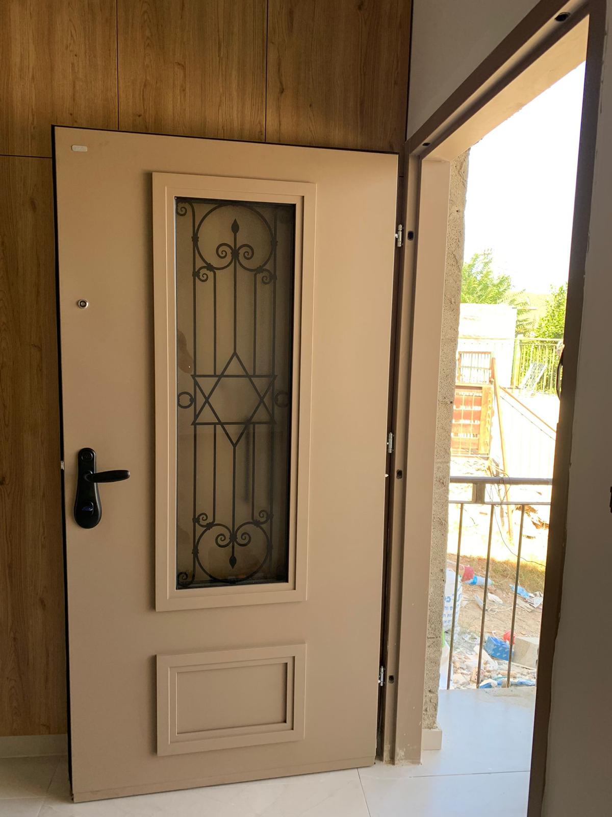 דלתות לבית כנסת